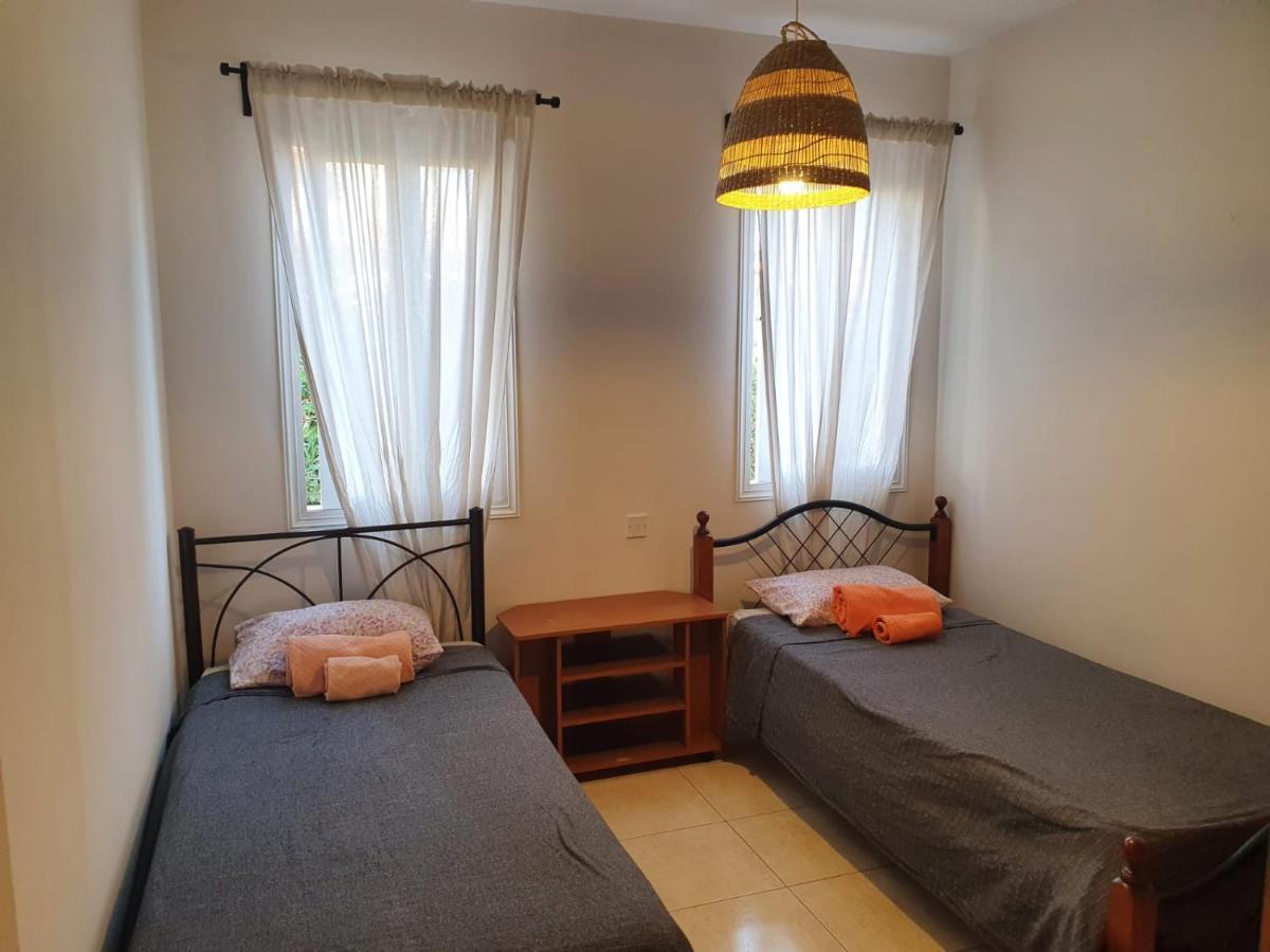 Ancient Paphos - Cozy Place Next To The Sea, Marina, Historical Sites, Buses, Mall, And Market Exterior photo